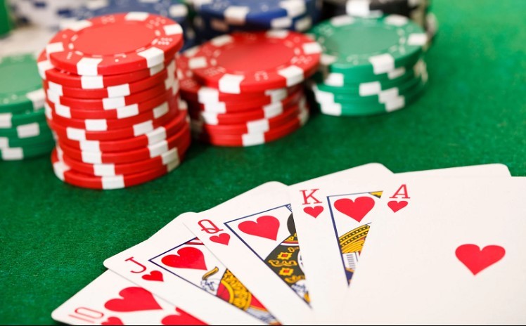 Kinh Nghiệm Chơi Poker vin777 Giúp Người Mới Dễ Chiến Thắng